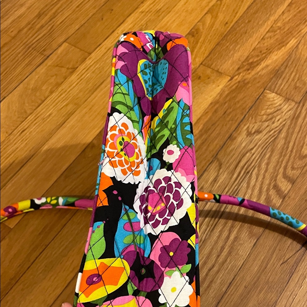 NWT Vera Bradley Vibrant Floral Women's Frame Bag - Picture 10 of 11